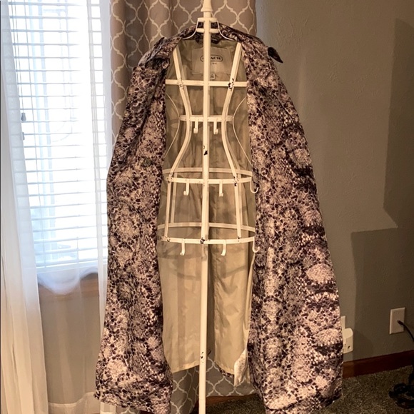 Authentic Coach Python grey rain coat - Picture 8 of 8